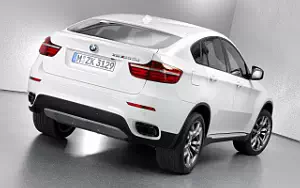 BMW X6 M50d car wallpapers