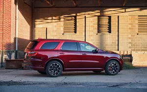 Dodge Durango SRT Hellcat car wallpapers