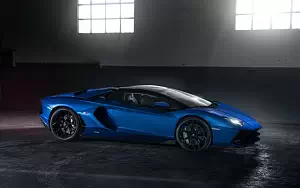 Lamborghini Aventador LP 780-4 Ultimae Roadster car wallpapers