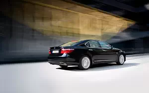 Lexus LS600h wide wallpapers