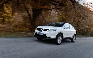 Nissan Qashqai RU-spec car wallpapers