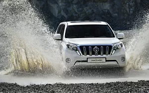 Toyota Land Cruiser Prado car wallpapers