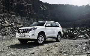 Toyota Land Cruiser Prado car wallpapers