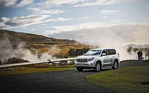 Toyota Land Cruiser Prado car wallpapers