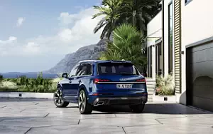 Audi Q7 55 TFSI quattro S line car wallpapers