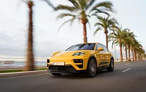 Porsche Macan Turbo (Speed Yellow) car wallpapers